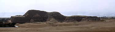 Panoramic view of the Archaeological site of Huaca del Sol (Temple of the sun, Mochica political capital, south of Trujillo city Huaca del Sol - Aout 2007.jpg