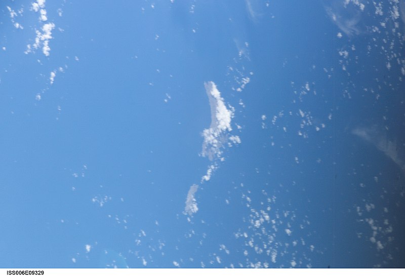 File:ISS006-E-9329 - View of the Marquesas Islands.jpg
