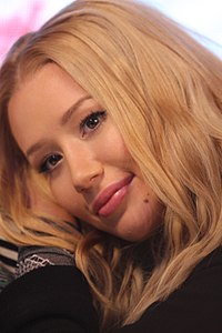 Azalea in Sydney; Australia, August 2015. Iggy Azalea (20541251350).jpg