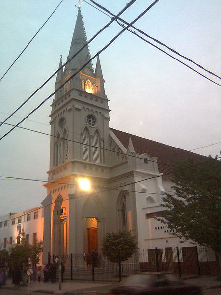 File:IglesiaMercedVB.jpg