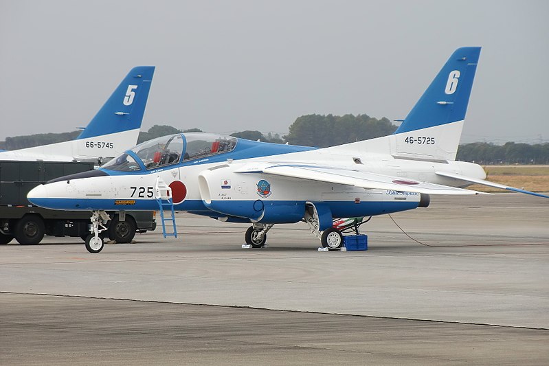 File:JASDF T-4 tsuiki 20121028 110530.jpg