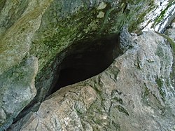A Káposztás-kerti 1. sz. barlang bejárata