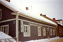 A former boarding house in Kajaani, Finland in 1989 Kajaani matkustajakoti 1989.jpg