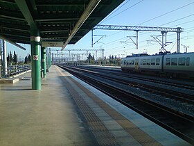 A cikk szemléltető képe Kiato station (metrikus nyomtáv)