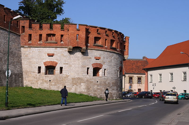 File:Kraków - Wawel - Kaponiera 01.JPG