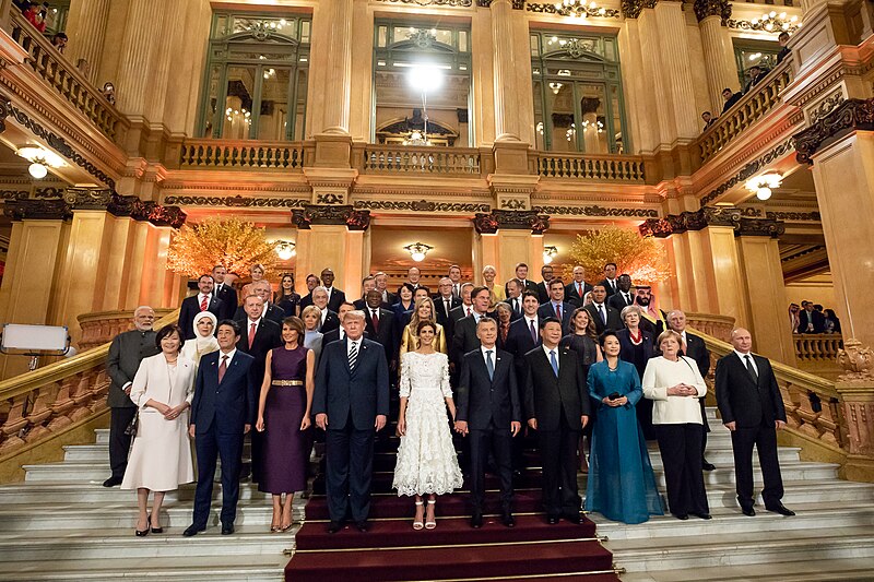 File:Líderes do G20 no Teatro Colón, em Buenos Aires.jpg