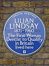 LILIAN LINDSAY 1871-1960 Тук е живяла първата жена зъболекар, квалифицирана във Великобритания (23 Russell Square Bloomsbury 2019).