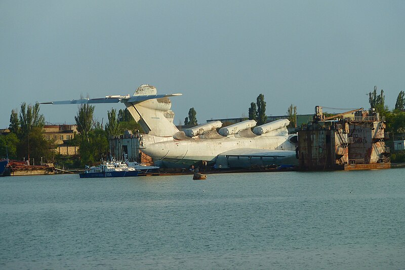 File:Lun-class ekranoplan 6.jpg