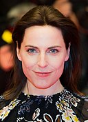 Antje Traue: Âge & Anniversaire