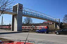 Fußgängerbrücke über die S 2 in Markt Schwaben