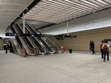 Metro concourse, May 2024 Martin Place railway station Metro concourse, May 2024.png