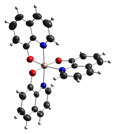 ไฟล์:Mer-tris(8-hydroxyquinoline)aluminium(III)-from-xtal-2000-CM-3D-ellipsoids.png