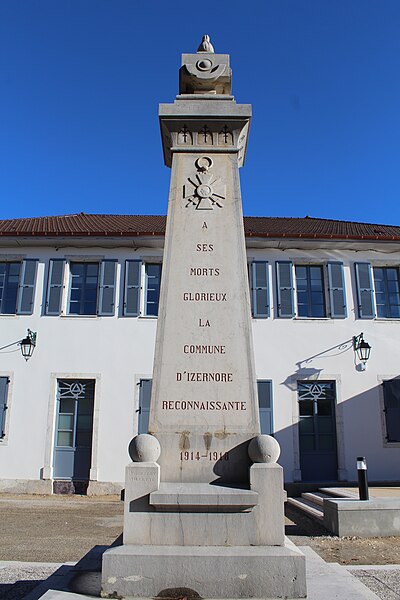 File:Monument morts Izernore 3.jpg