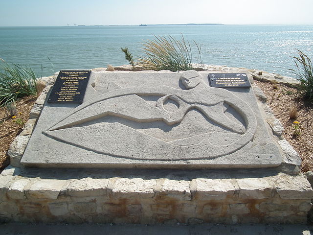 Monument commemorating Operation Frankton in Saint-Georges-de-Didonne, near Royan.