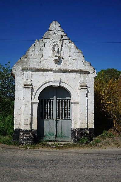 File:Morighem , chapelle de1714 (2).JPG