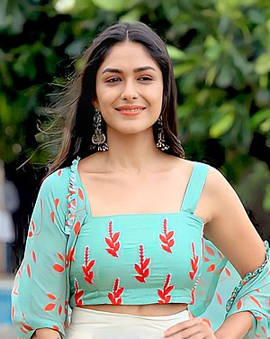 Mrunal Thakur