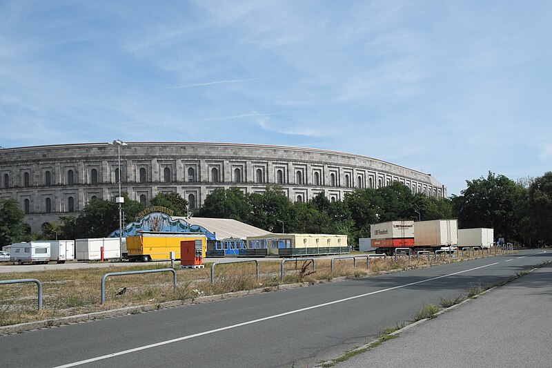 File:Nürnberg Kongresshalle 379.jpg