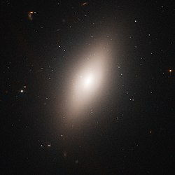 NGC 4660HST.jpg 