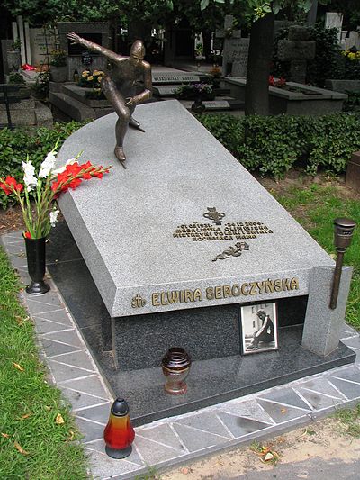 Grób Elwiry Seroczyńskiej na Cmentarzu Wojskowym na Powązkach w Warszawie, 23 lipca 2008