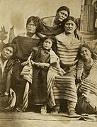 Navajo women during long walk of the Navajos.jpg