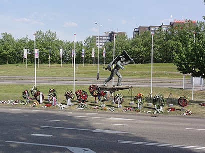 Hoe gaan naar Keizer Traianusplein met het openbaar vervoer - Over de plek