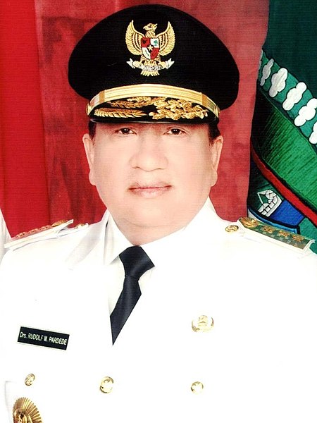 File:Official Portrait of Rudolf Pardede as the Governor of North Sumatra (cropped).jpg