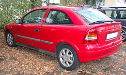 File:Chevrolet Astra 2.0 GLS 2006 (16088287360).jpg - Wikipedia