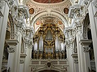 Orgelet til katedralen i Passau, Tyskland, et av de største i verden.