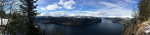 Foto: Fortegnet panoramabilde våren 2015