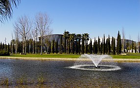 Centro comercial Aqualon desde el Parque urbano de Zafra (2002).