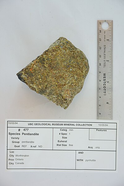 File:Pentlandite with Pyrrhotite (47700373172).jpg