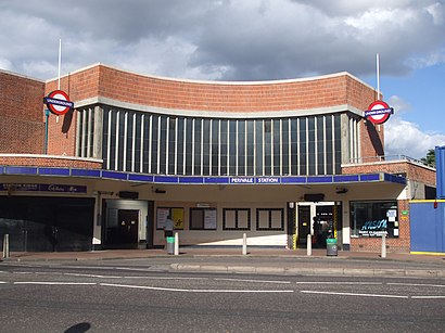 How to get to Perivale Station (G) with public transport- About the place