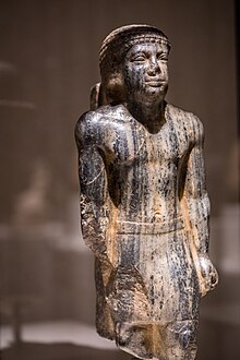 Portrait statue of egyptian official from the reign of pharaoh Neferirkare 02.jpg