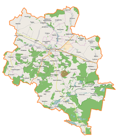 Mapa konturowa powiatu namysłowskiego, blisko centrum na lewo u góry znajduje się punkt z opisem „Namysłów”