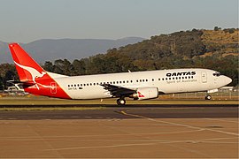 Boeing 737-400 retired