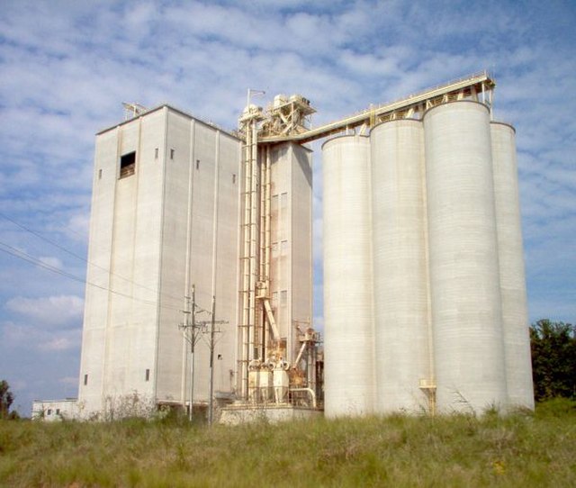 Rockmart was named for its economic position as a major quarry and rock market.