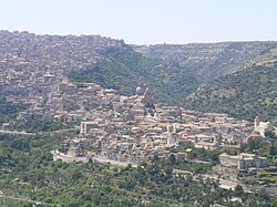 Ragusa, İbla'nin Ragusa Nuova'dan panoraması