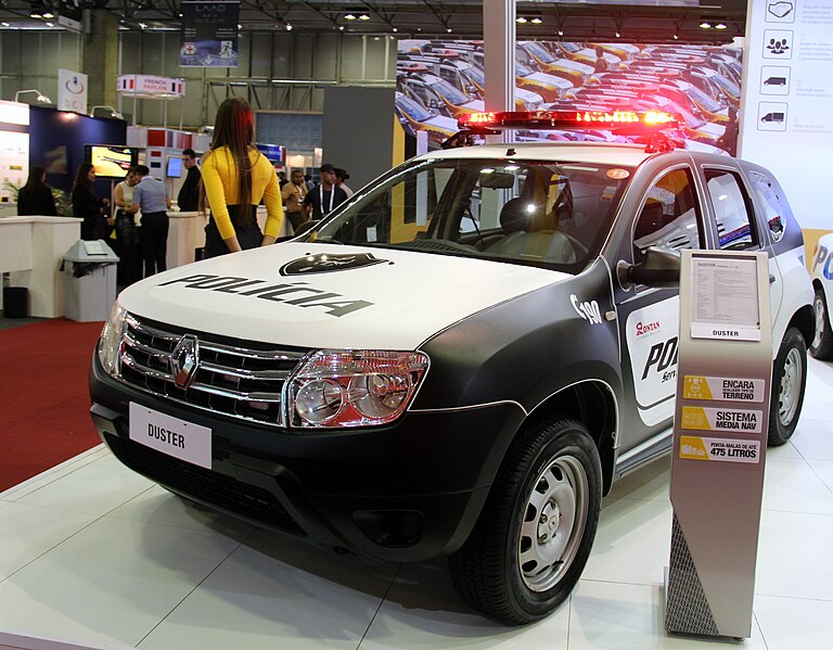 File:Renault Duster (13762869844).jpg