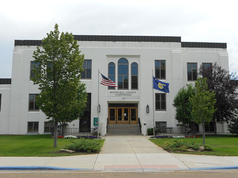 File:Roosevelt County Courthouse- Wolf Point MT.JPG