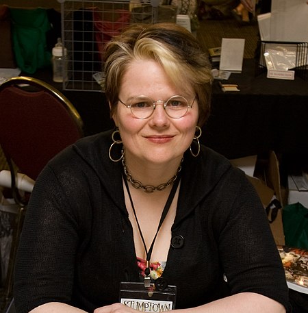 Sara Ryan at Stumptown Comics Fest 2009.jpg