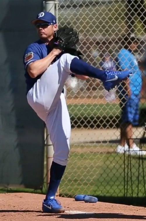 Kazmir with the Los Angeles Dodgers in 2017