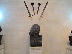 Sculpture of Mamica Kastrioti in Skanderbeg Museum.JPG