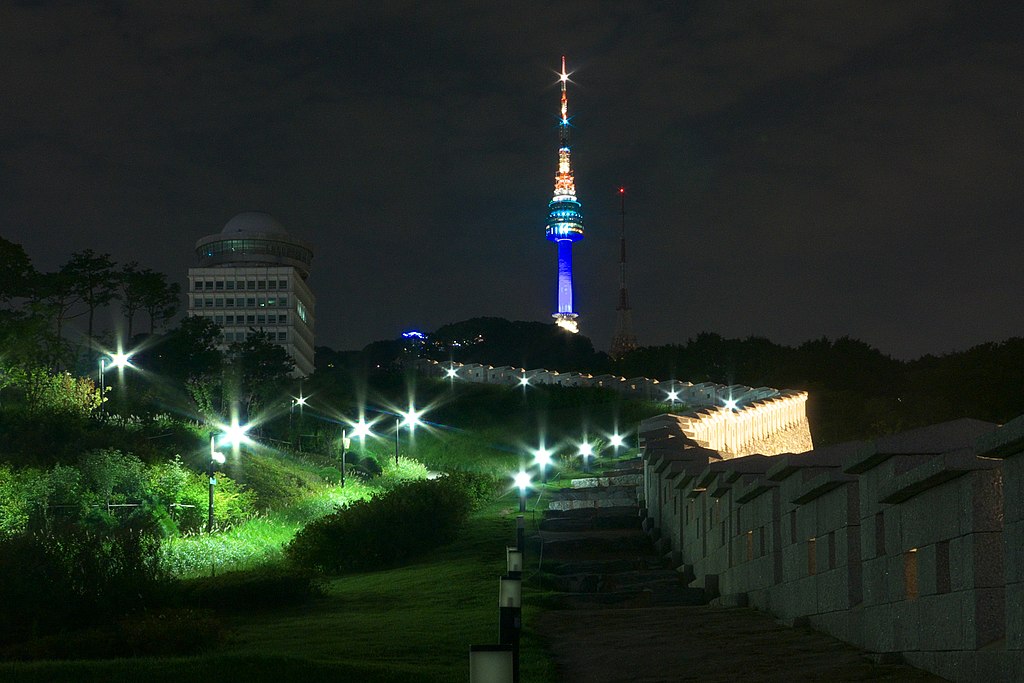 Seoul Tower from Namsan Park (9595146693)