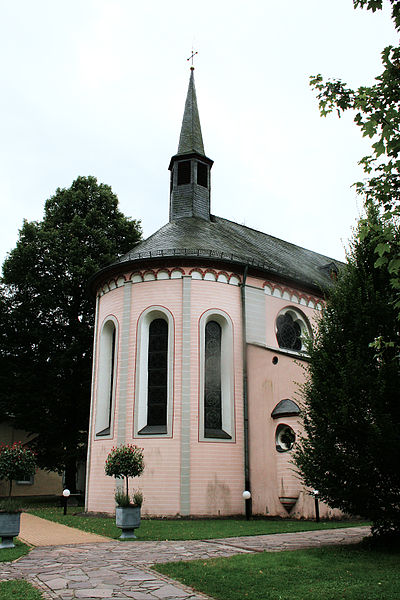 File:Siegburg-Seligenthal, Klosterkirche.jpg