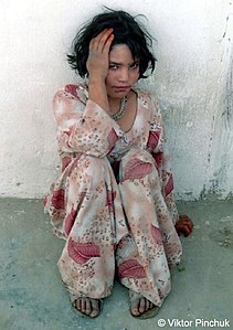 Eine junge Frau in Mazar-i-Sharif.
