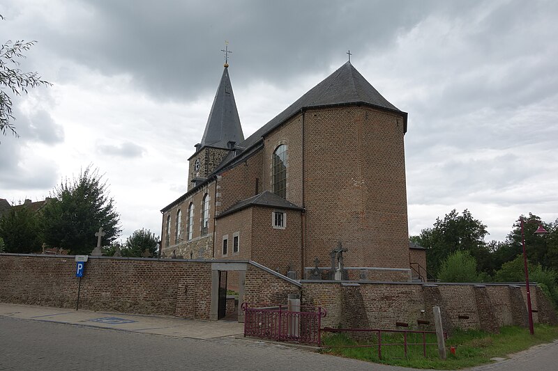 File:Sint-Martens-Voeren kerk 1.jpg