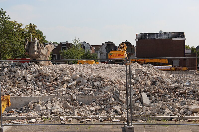 File:Sloop woningen Lakenplein Waardgracht3.jpg