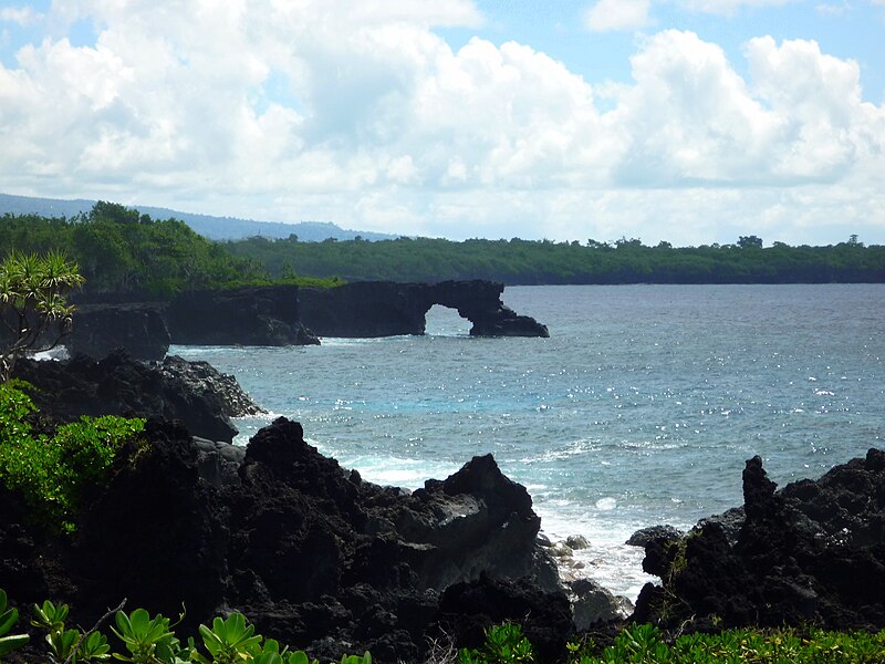 File:South east coast Savai'i island - Samoa 2009.jpg