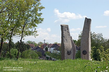 Spomenik žrtvama fašističkog terora u Manđelosu