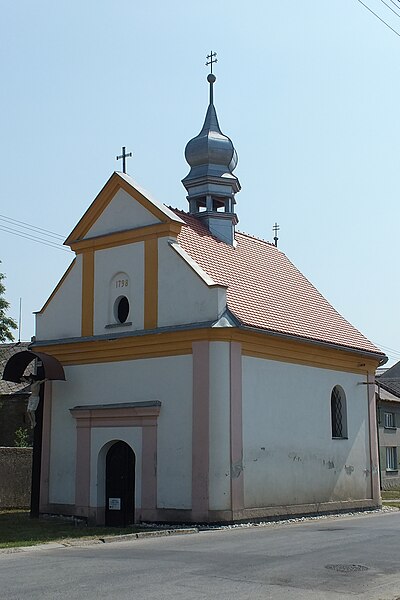 File:St Pauline Church in Červenka.jpg